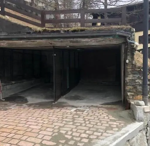 Rifugio Pirovano 아파트 *